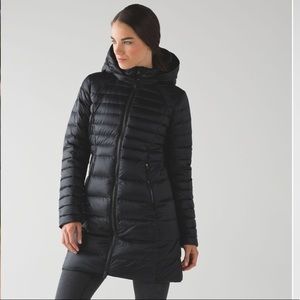 Lululemon Brave The Cold Jacket Size 6